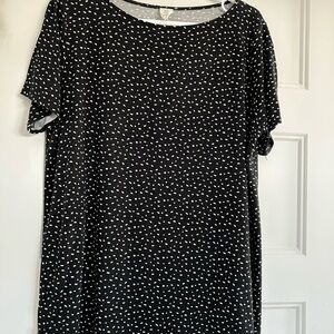 Elegant Black and White Dotted Women's Tee